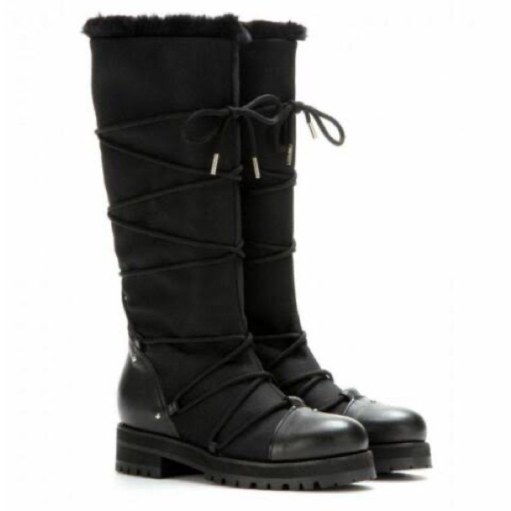 Jimmy Choo Boots (fur in black color)